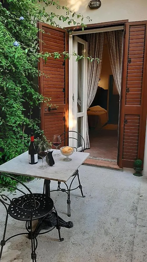 B&B Del Giglio Чефалу